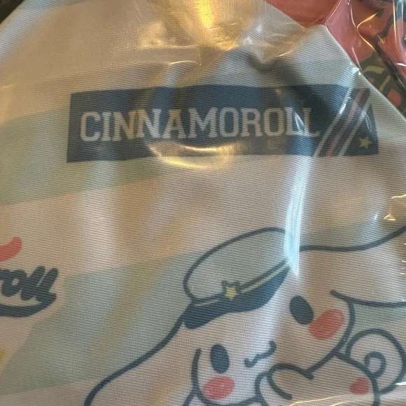 Cinnamonroll is hello kitties friend 🩷Kids Backpack Set - White and Pink NWT - Picture 7 of 7